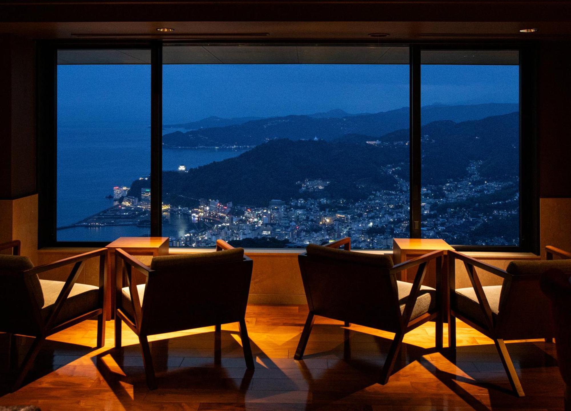 热海渐强巴哈大酒店